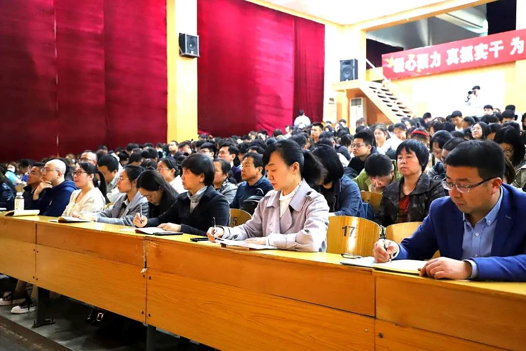 5cf9f47ea4d44cf68985613798e6fa1a.jpg 5cf9f47ea4d44cf68985613798e6fa1a.jpg