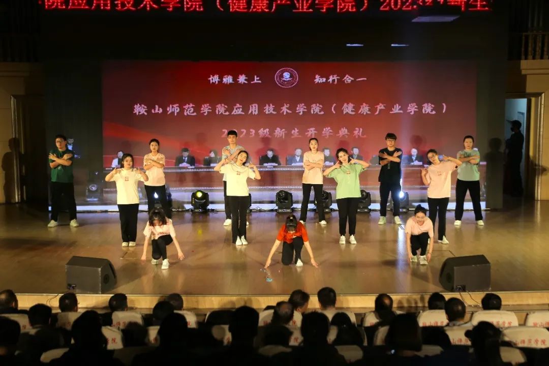 2a2c40f43a9347a0a9e519f76265d634.jpg 2a2c40f43a9347a0a9e519f76265d634.jpg